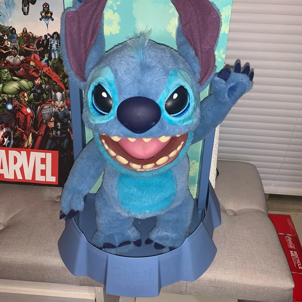 WOW! Stuff Disney LILO & Stitch Puppetronic Puppet by RealFX Like New RARE HTF